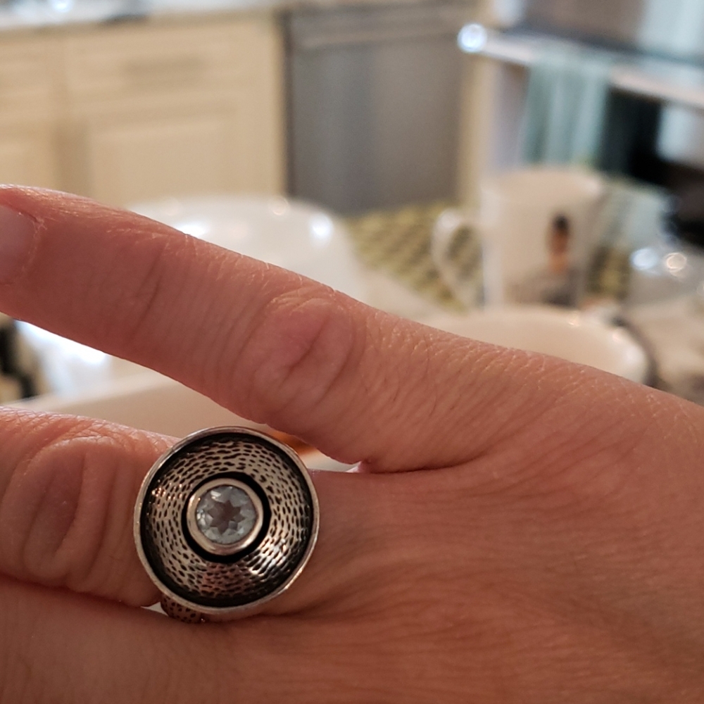 silver ring 7.5 size - Picture 4 of 4